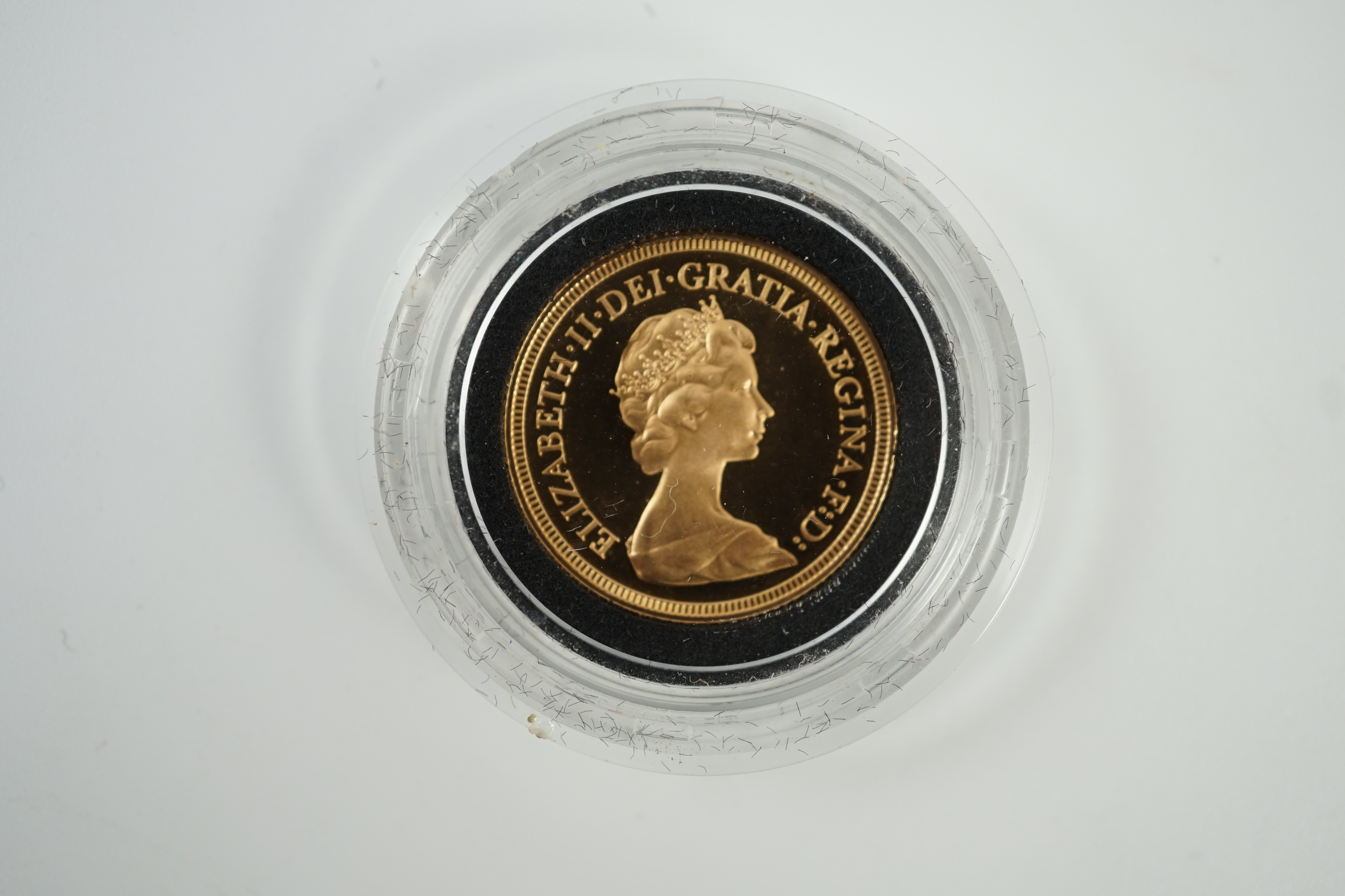 Elizabeth II (1952-2022), Royal Mint gold proof Sovereign, 1979, cased